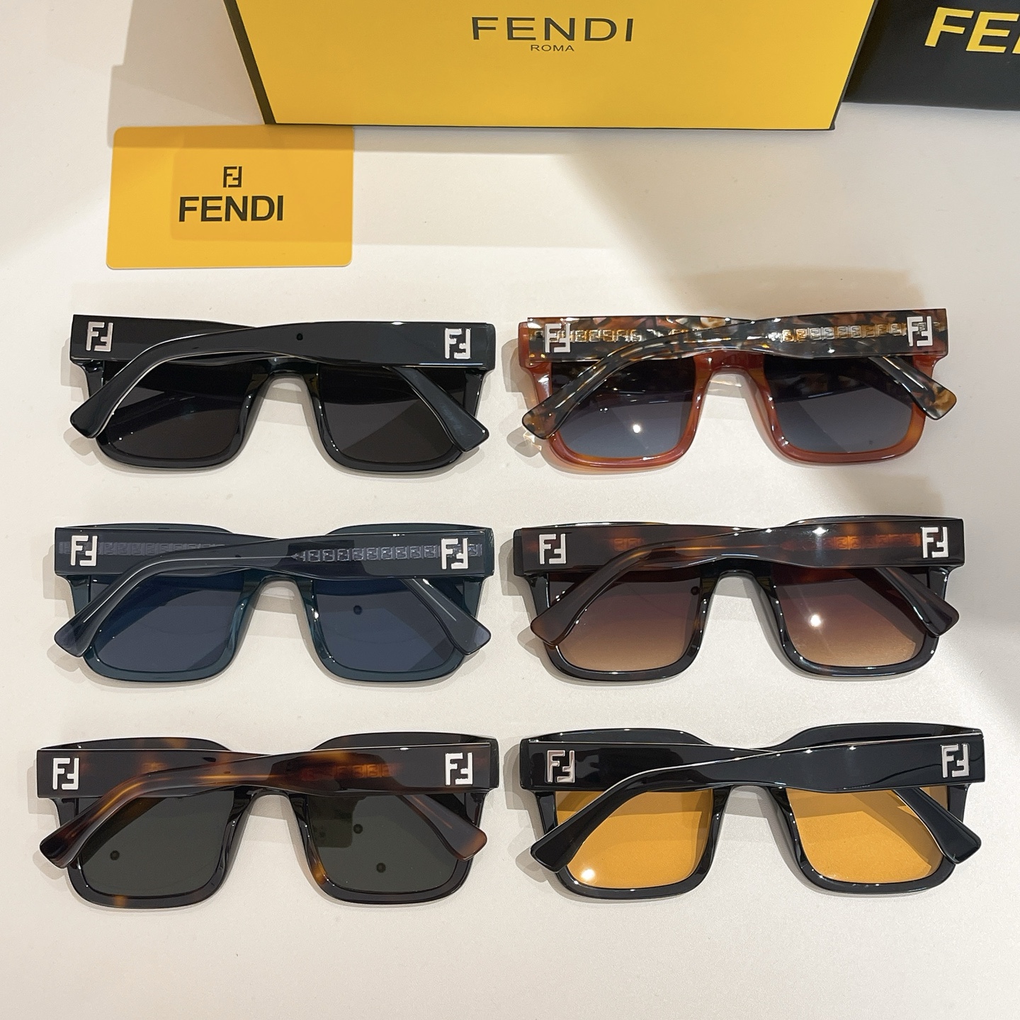 FEND*✨✨✨MODEL：FF0053✨✨✨ SIZE：51口22-145✨✨✨