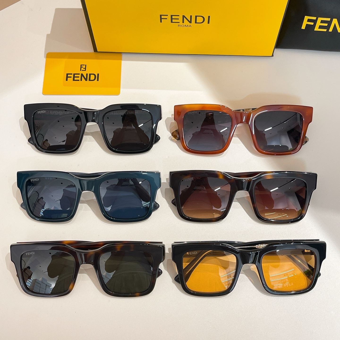 FEND*✨✨✨MODEL：FF0053✨✨✨ SIZE：51口22-145✨✨✨