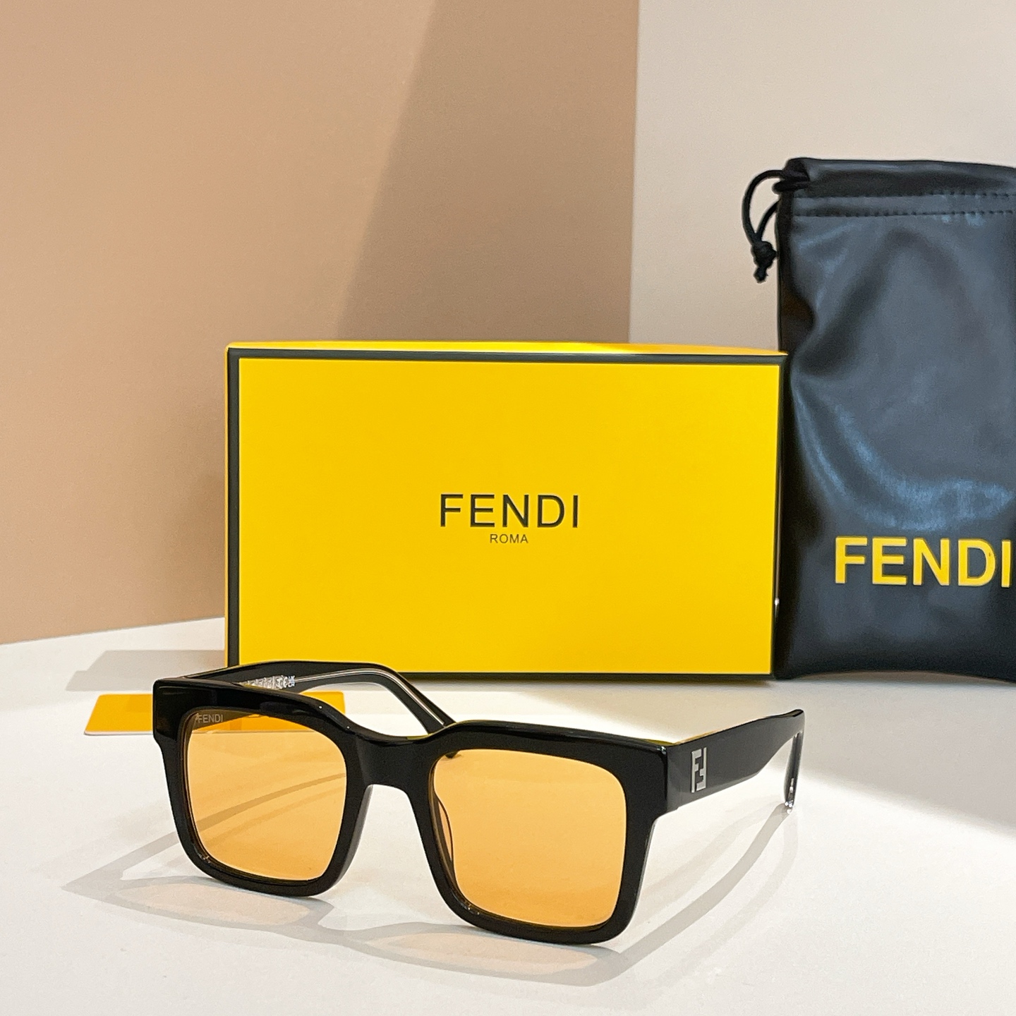 FEND*✨✨✨MODEL：FF0053✨✨✨ SIZE：51口22-145✨✨✨