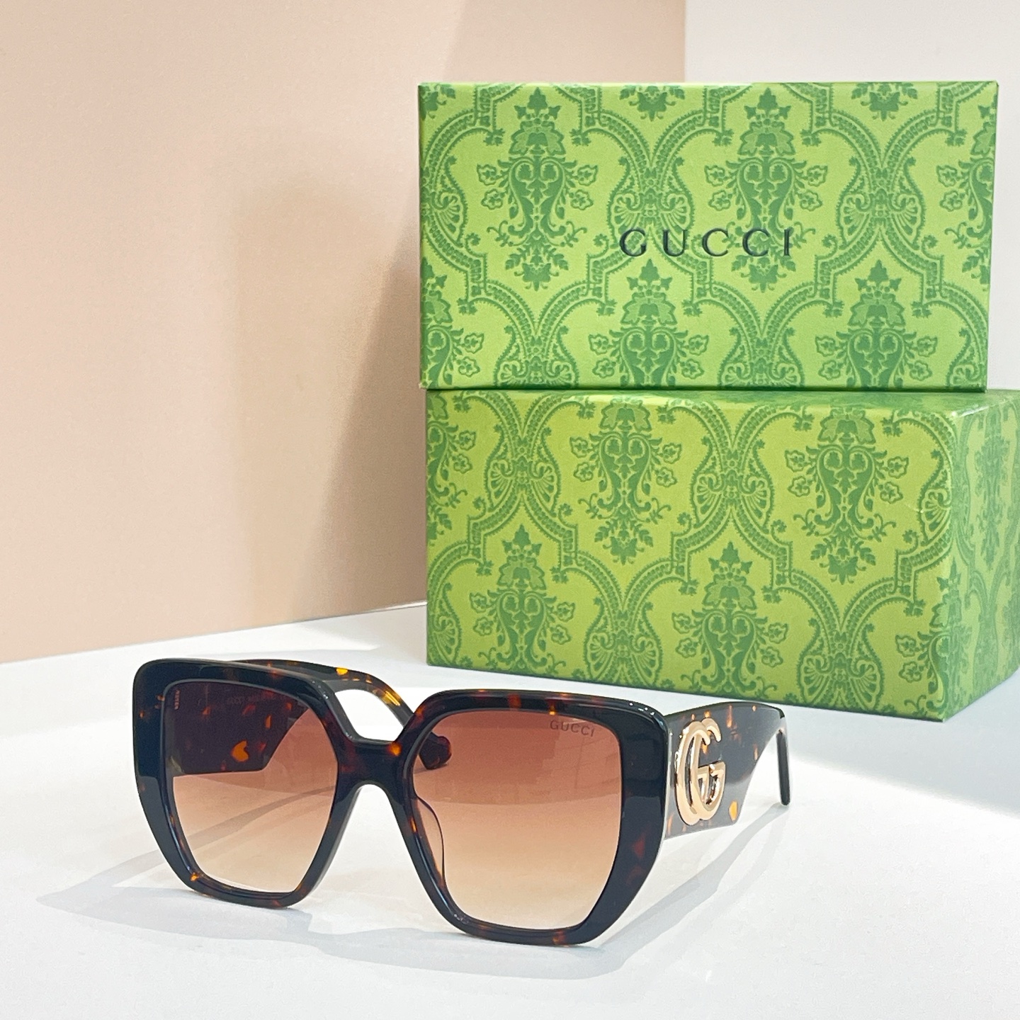 GUCC*🐝🐝🐝MODEL：GG1546S🐝🐝🐝SIZE：52口20-145🐝🐝🐝