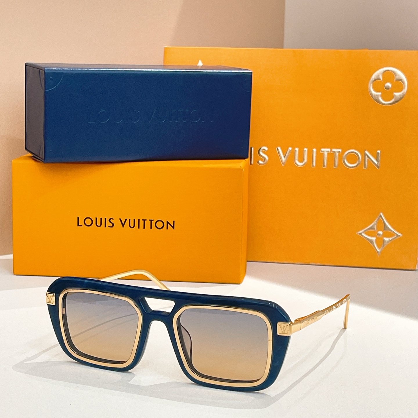 LOUIS VUITTO*✨✨✨MODEL：Z2191E✨✨✨ SIZE：51口22-140✨✨✨ 变色