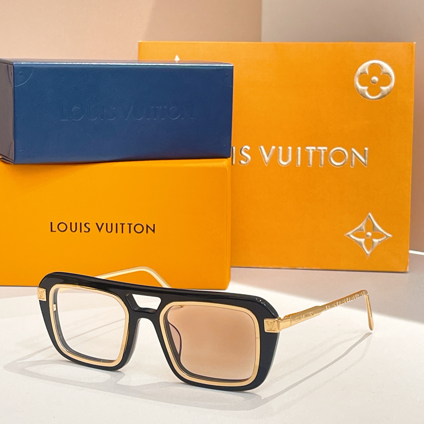 LOUIS VUITTO*✨✨✨MODEL：Z2191E✨✨✨ SIZE：51口22-140✨✨✨ 变色