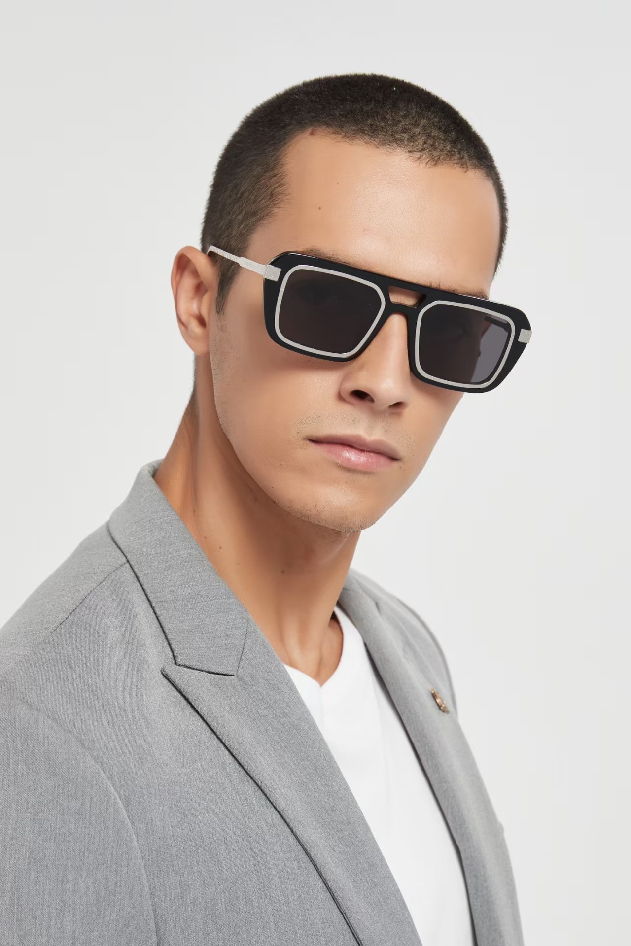 LOUIS VUITTO*✨✨✨MODEL：Z2191E✨✨✨ SIZE：51口22-140✨✨✨ 变色