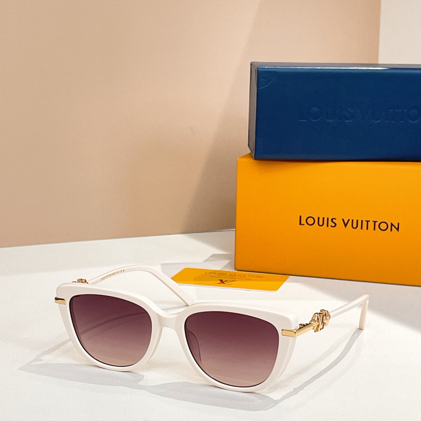 LOUIS VUITTO*✨✨✨MODEL：Z1873 ✨✨✨ SIZE：56口19-150✨✨✨