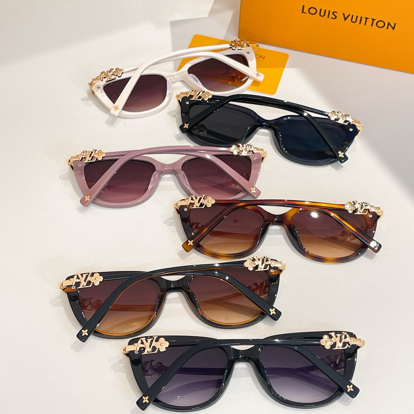 LOUIS VUITTO*✨✨✨MODEL：Z1873 ✨✨✨ SIZE：56口19-150✨✨✨