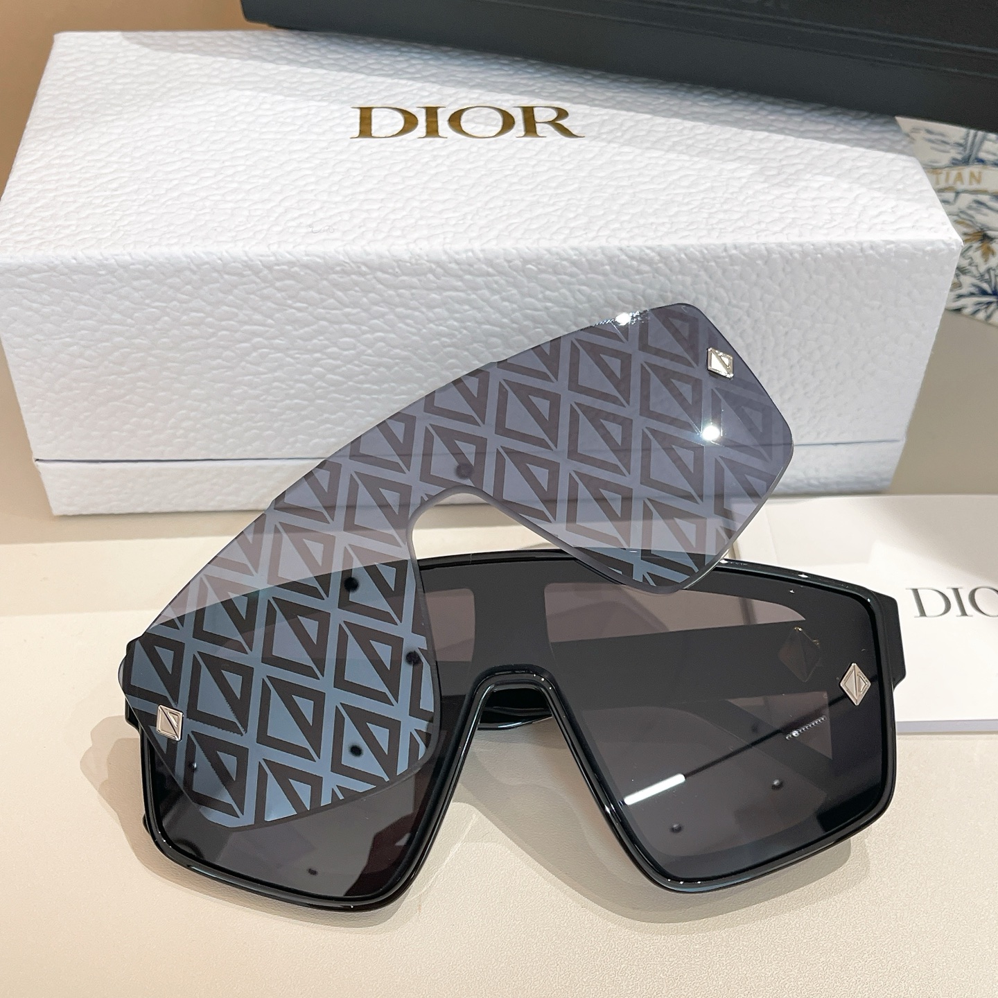 DIO*🌟🌟🌟CD DIAMOND M1U🌟🌟🌟SIZE：137口0-145🌟🌟🌟双镜片~~
