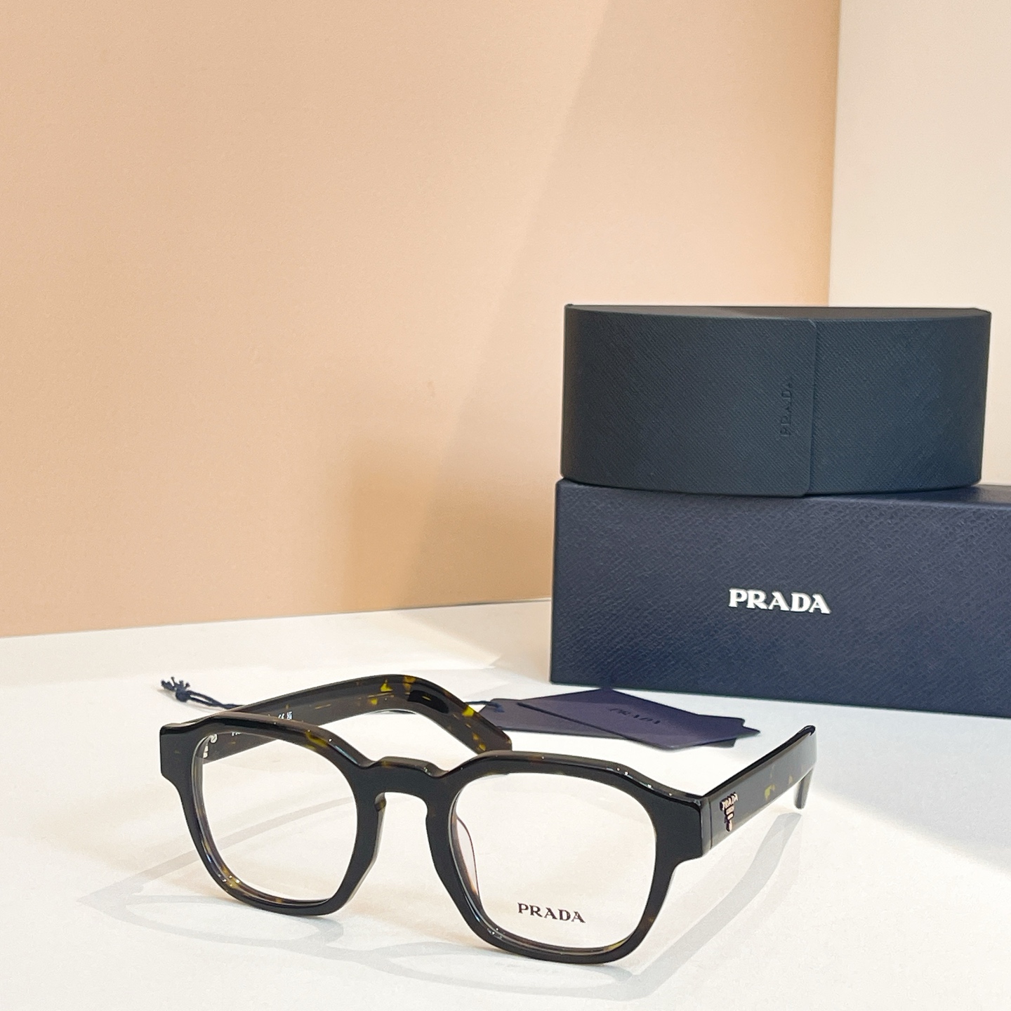 PRADA⭐️⭐️⭐️MODEL：PRA16S⭐️⭐️⭐️SIZE：50口23-145⭐️⭐️⭐️
