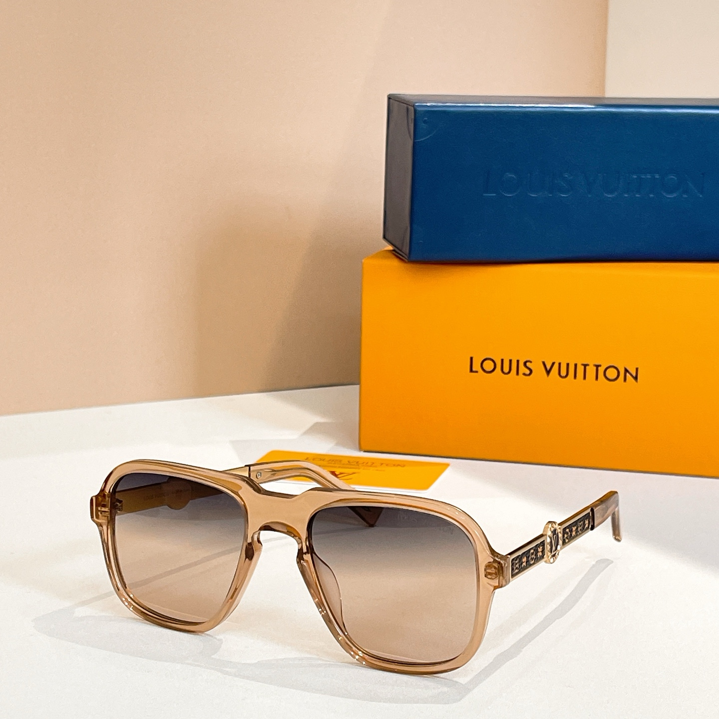 LOUIS VUITTO*✨✨✨MODEL：Z0102✨✨✨ SIZE：54口22-145✨✨✨