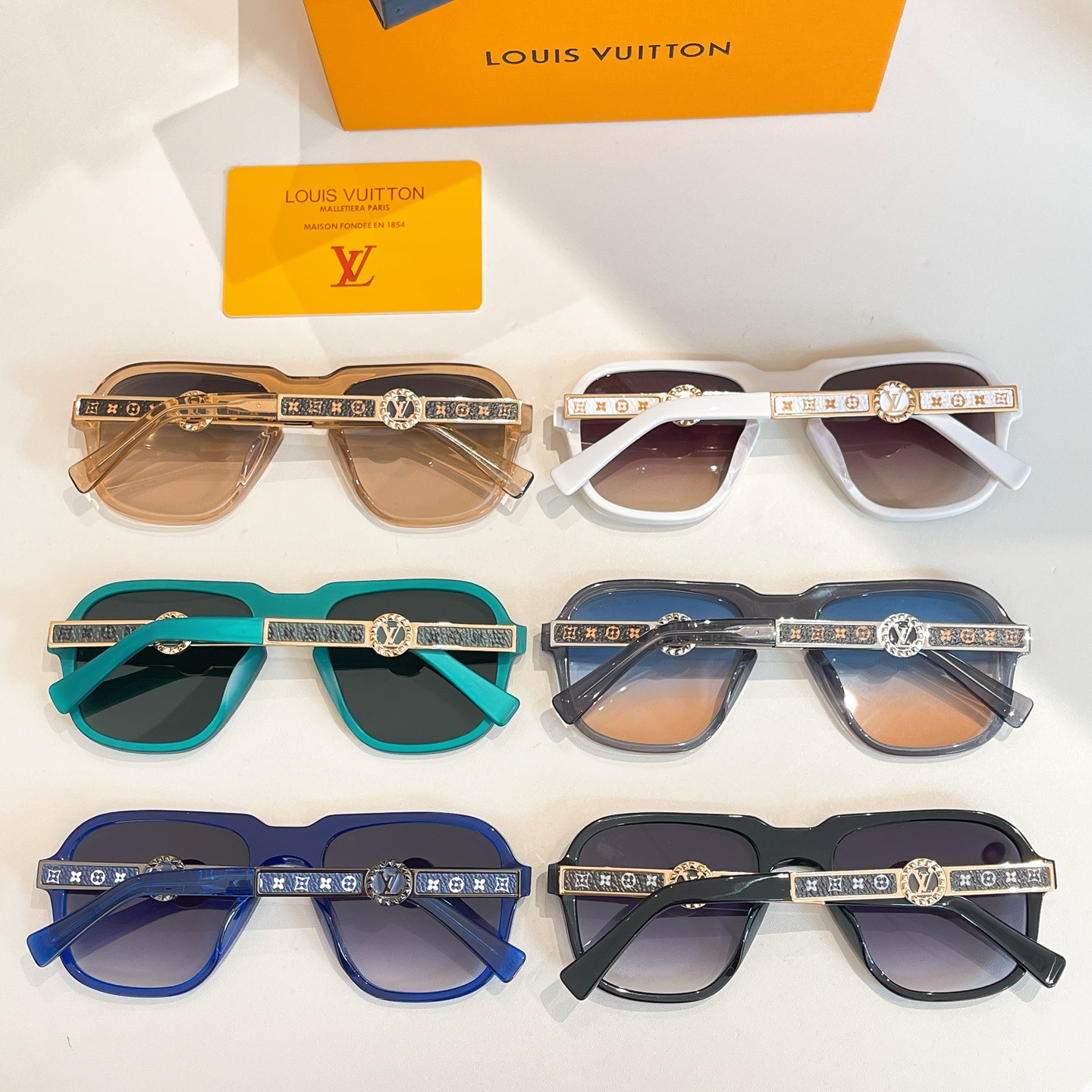 LOUIS VUITTO*✨✨✨MODEL：Z0102✨✨✨ SIZE：54口22-145✨✨✨