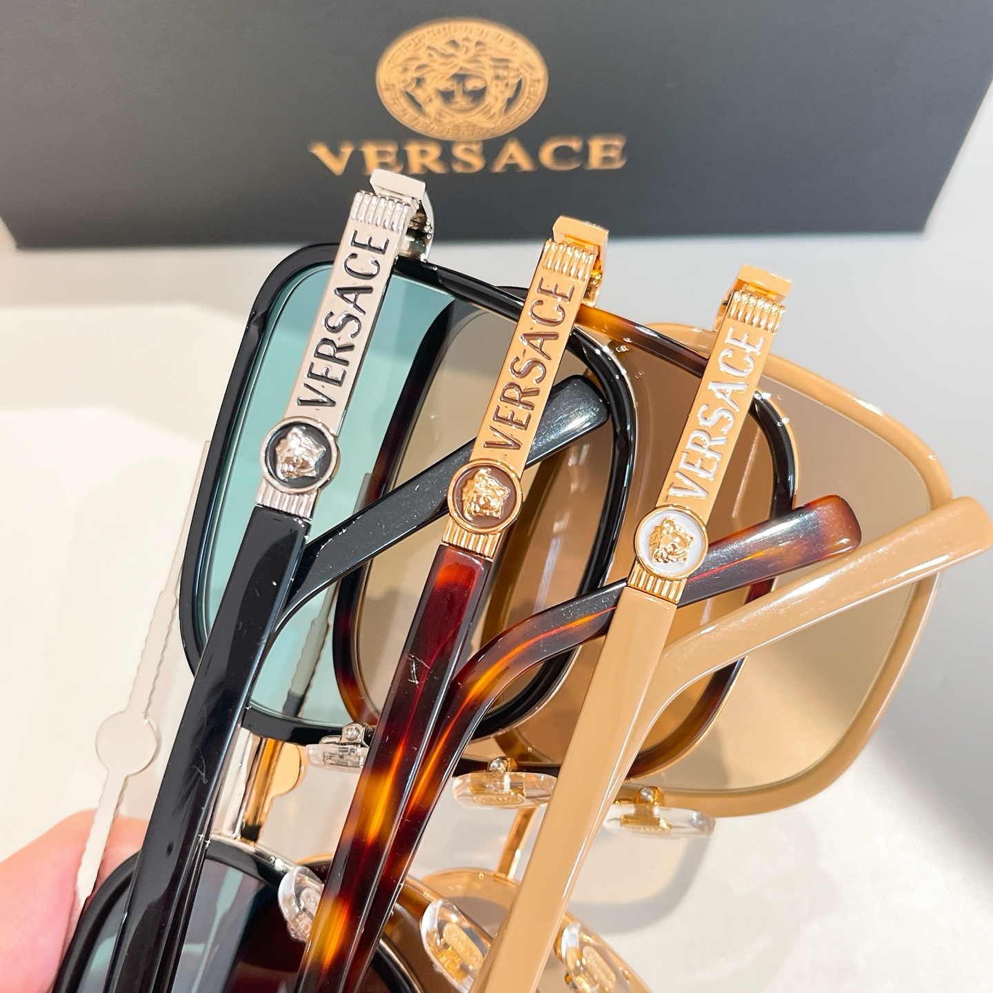 VERSACE🌟🌟🌟MODELVE5168🌟🌟🌟SIZE57口18-142🌟🌟🌟
