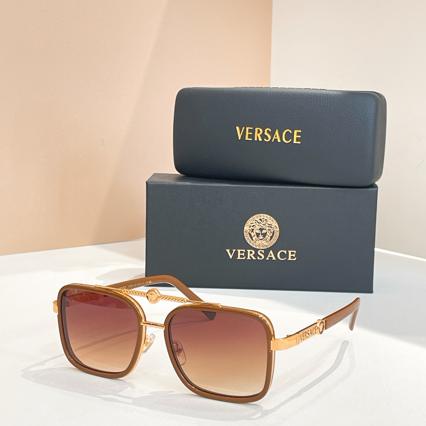 VERSACE🌟🌟🌟MODELVE5168🌟🌟🌟SIZE57口18-142🌟🌟🌟