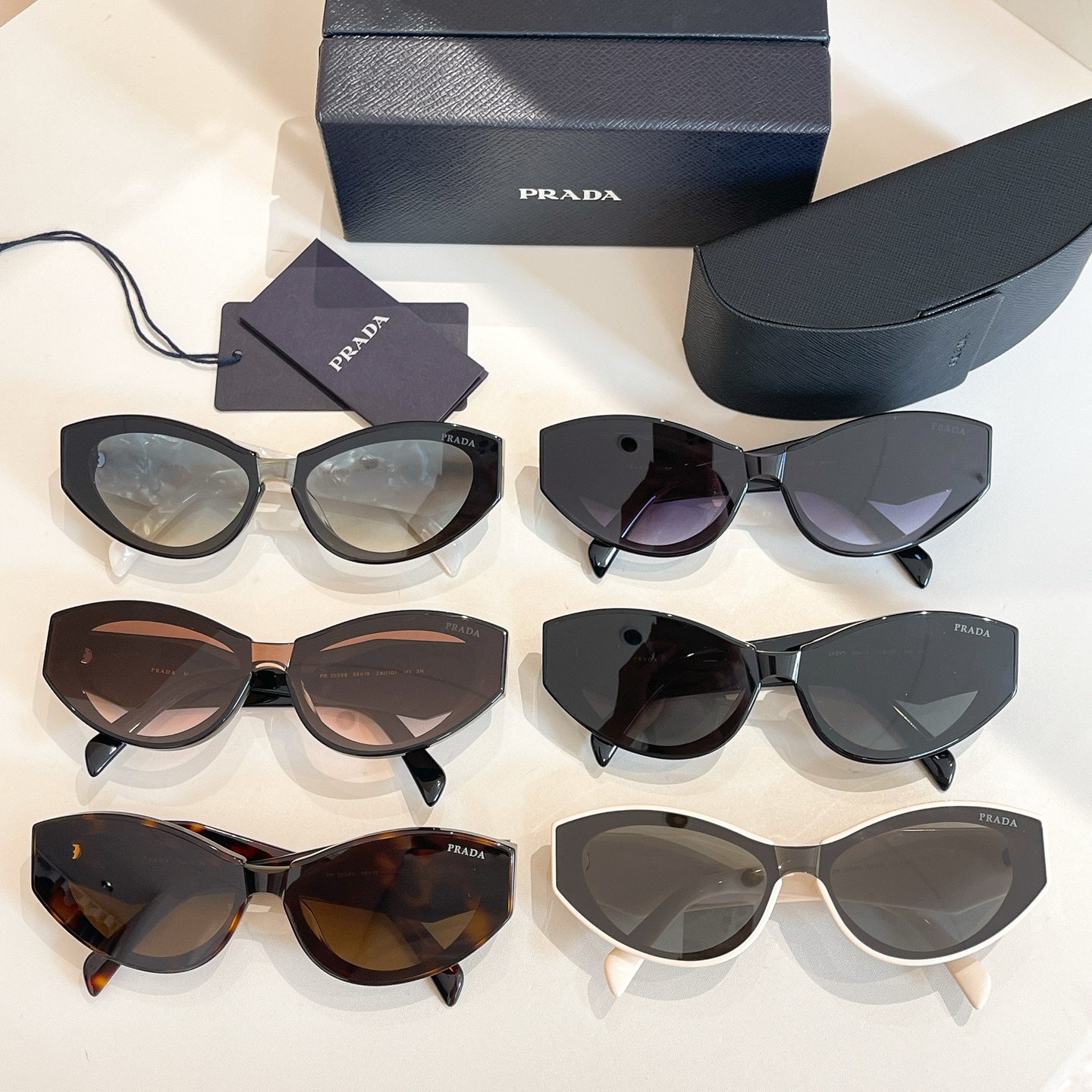 PRADA⭐️⭐️⭐️MODEL：PR 203VS⭐️⭐️⭐️SIZE：56口19-145⭐️⭐️⭐️