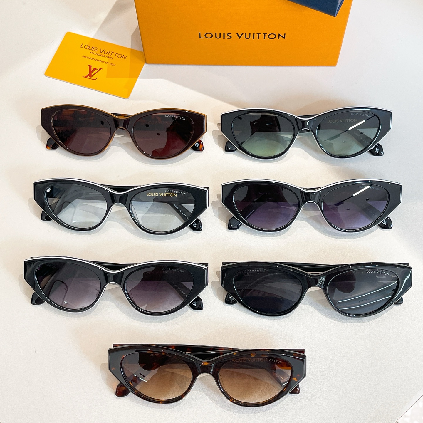 LOUIS VUITTO*🌟🌟🌟MODEL：Z2690U🌟🌟🌟SIZE：53口19-145🌟🌟🌟