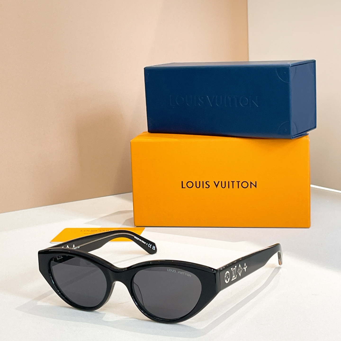 LOUIS VUITTO*🌟🌟🌟MODEL：Z2690U🌟🌟🌟SIZE：53口19-145🌟🌟🌟