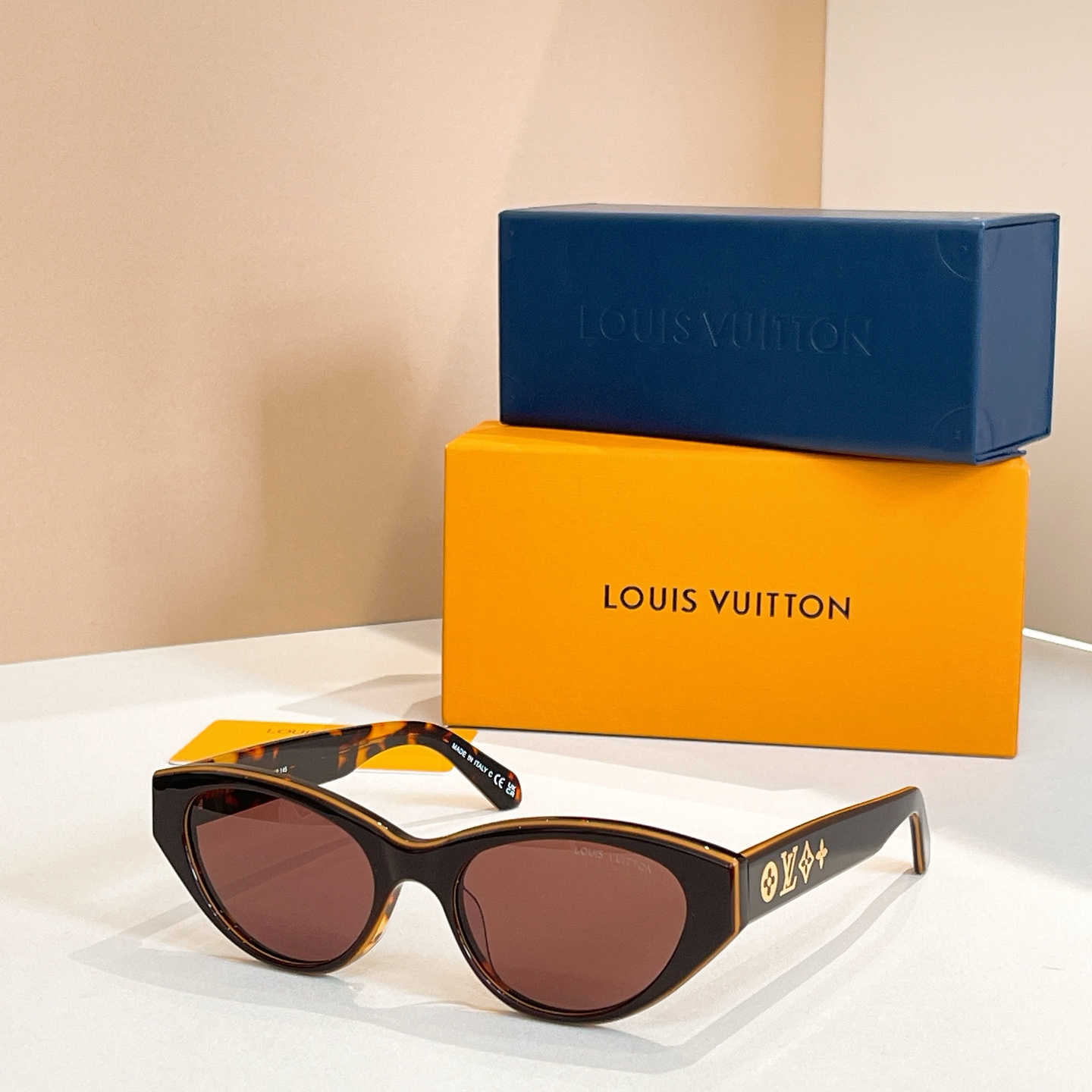 LOUIS VUITTO*🌟🌟🌟MODEL：Z2690U🌟🌟🌟SIZE：53口19-145🌟🌟🌟