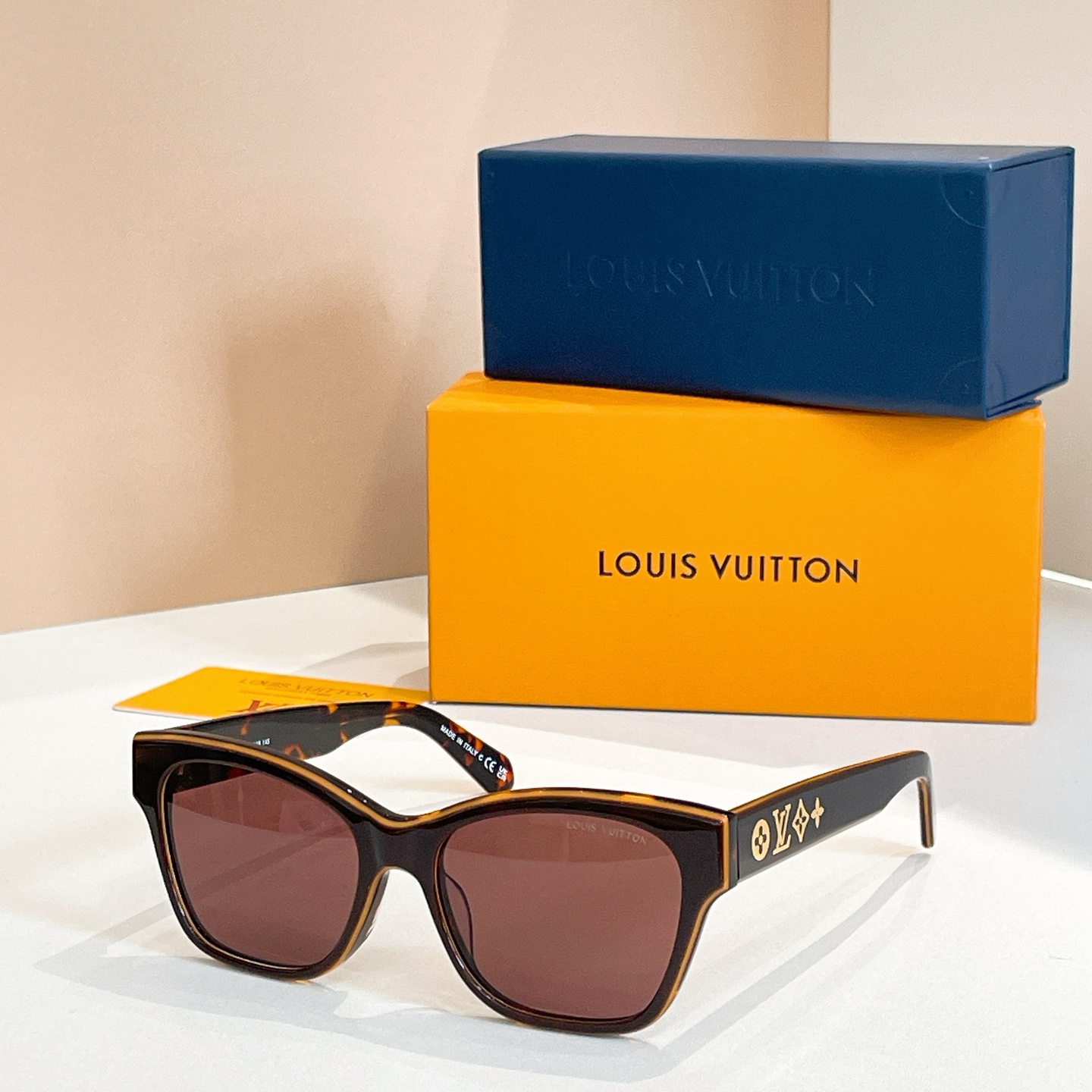 LOUIS VUITTO*🌟🌟🌟MODEL：Z2647U🌟🌟🌟SIZE：55口18-145🌟🌟🌟