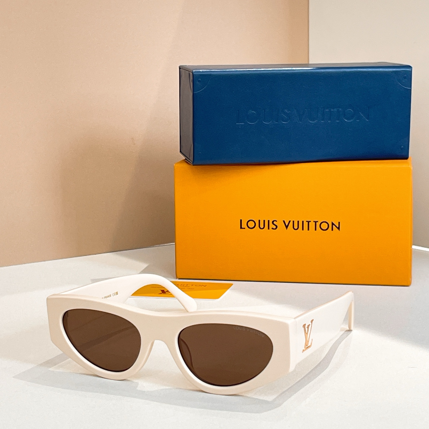 LOUIS VUITTO*✨✨✨MODEL：Z2181U ✨✨✨ SIZE：53口22-145✨✨✨