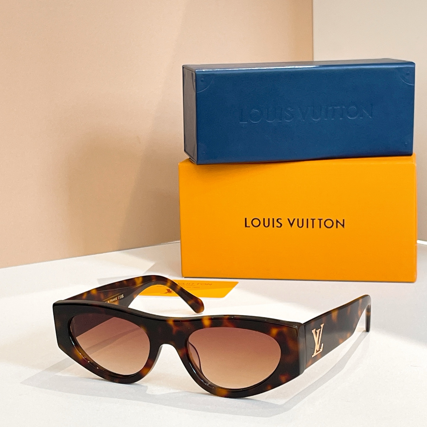 LOUIS VUITTO*✨✨✨MODEL：Z2181U ✨✨✨ SIZE：53口22-145✨✨✨