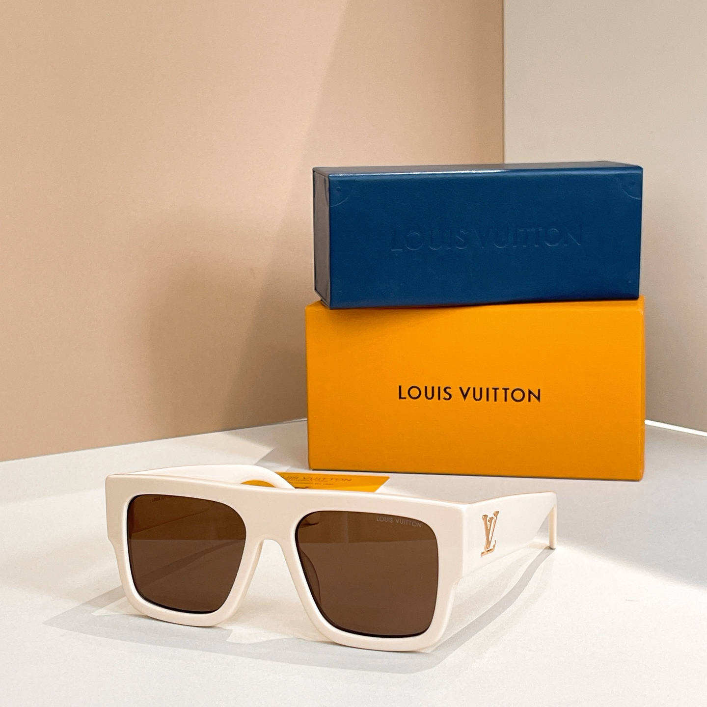 LOUIS VUITTO*✨✨✨MODEL：Z2125W ✨✨✨ SIZE：53口22-145✨✨✨