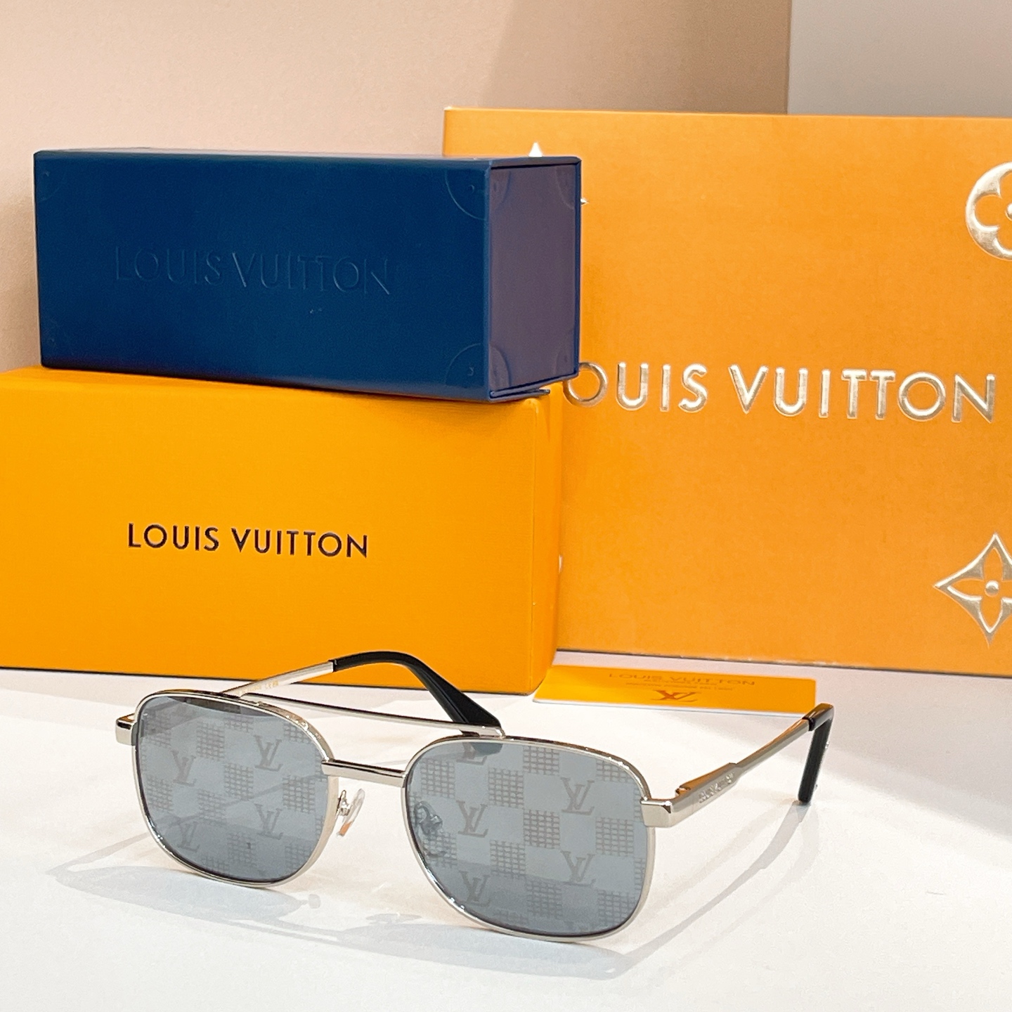 LOUIS VUITTO*✨✨✨MODEL：Z2207U ✨✨✨ SIZE：53口22-145✨✨✨