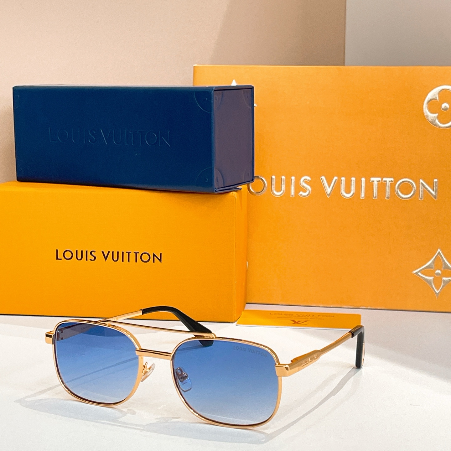 LOUIS VUITTO*✨✨✨MODEL：Z2207U ✨✨✨ SIZE：53口22-145✨✨✨