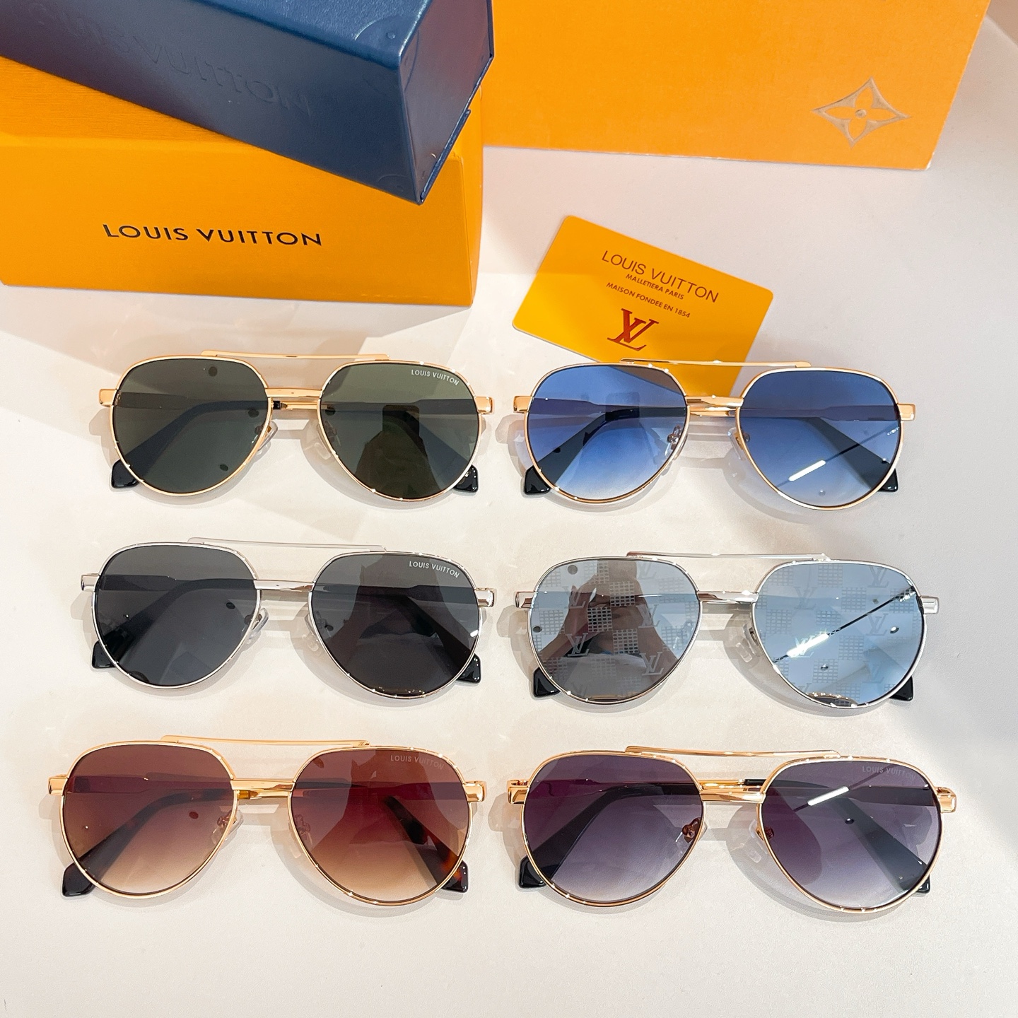 LOUIS VUITTO*✨✨✨MODEL：Z2048U ✨✨✨ SIZE：53口22-145✨✨✨