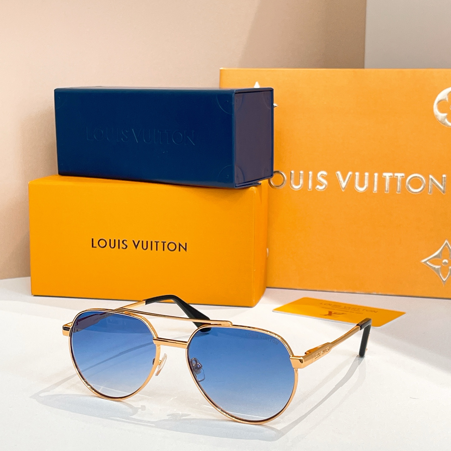 LOUIS VUITTO*✨✨✨MODEL：Z2048U ✨✨✨ SIZE：53口22-145✨✨✨