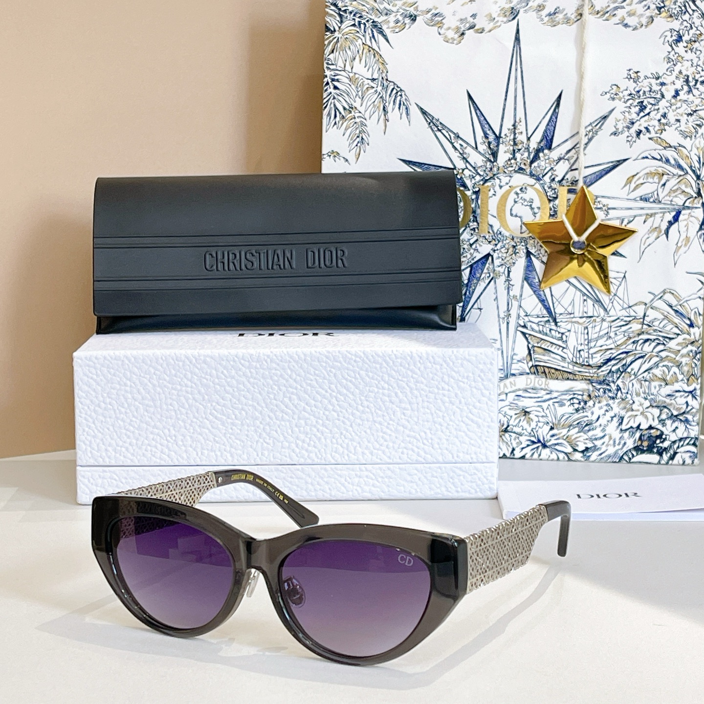 DIO*🌟🌟🌟MODEL：Dior sill B1F🌟🌟🌟SIZE：56口17-142🌟🌟🌟