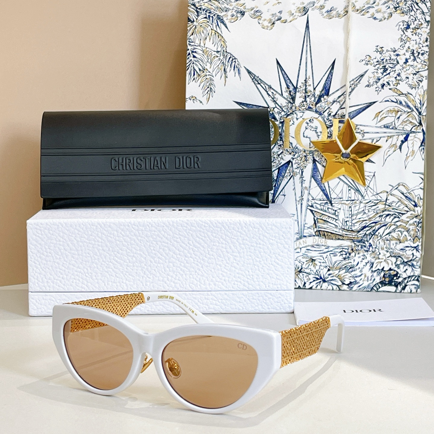 DIO*🌟🌟🌟MODEL：Dior sill B1F🌟🌟🌟SIZE：56口17-142🌟🌟🌟