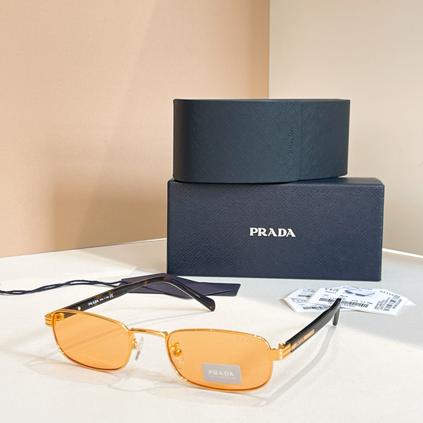 ￼ PRADA✨✨✨MODEL：PR B54S✨✨✨SIZE：54口23-145✨✨✨ 