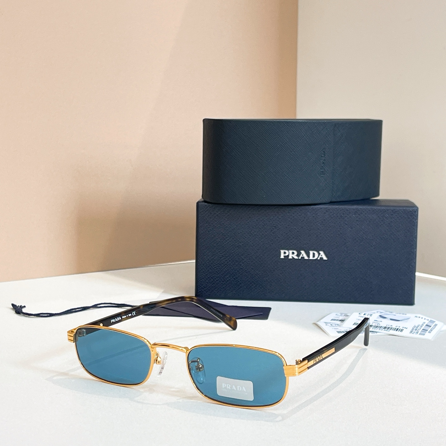 ￼ PRADA✨✨✨MODEL：PR B54S✨✨✨SIZE：54口23-145✨✨✨ 
