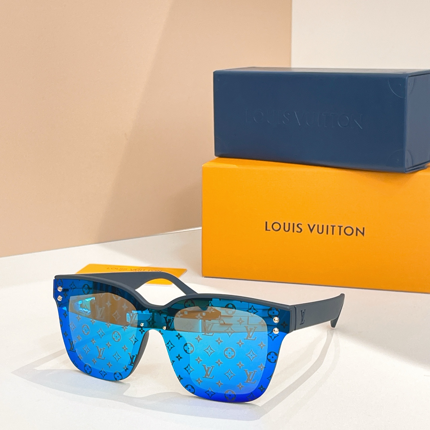 LOUIS VUITTO*✨✨✨MODEL：Z2255U ✨✨✨ SIZE：52口22-145✨✨✨