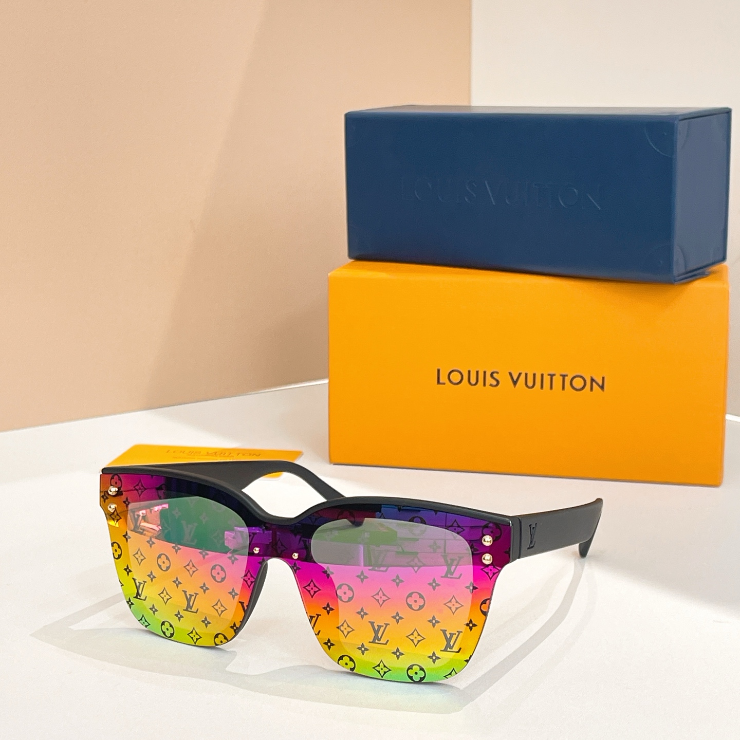 LOUIS VUITTO*✨✨✨MODEL：Z2255U ✨✨✨ SIZE：52口22-145✨✨✨