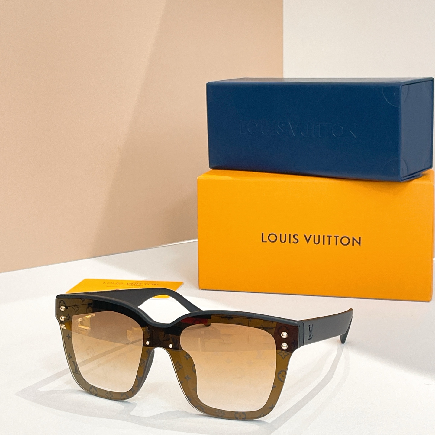 LOUIS VUITTO*✨✨✨MODEL：Z2255U ✨✨✨ SIZE：52口22-145✨✨✨