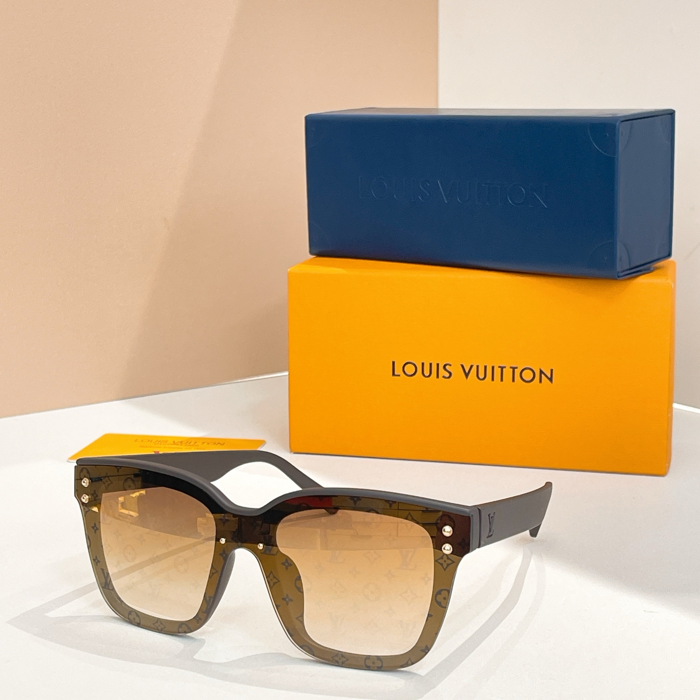 LOUIS VUITTO*✨✨✨MODEL：Z2255U ✨✨✨ SIZE：52口22-145✨✨✨