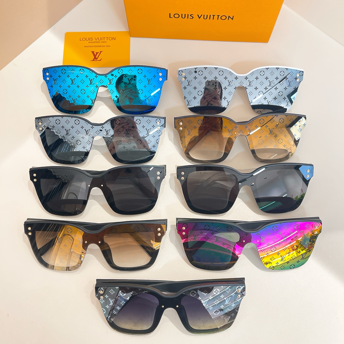 LOUIS VUITTO*✨✨✨MODEL：Z2255U ✨✨✨ SIZE：52口22-145✨✨✨