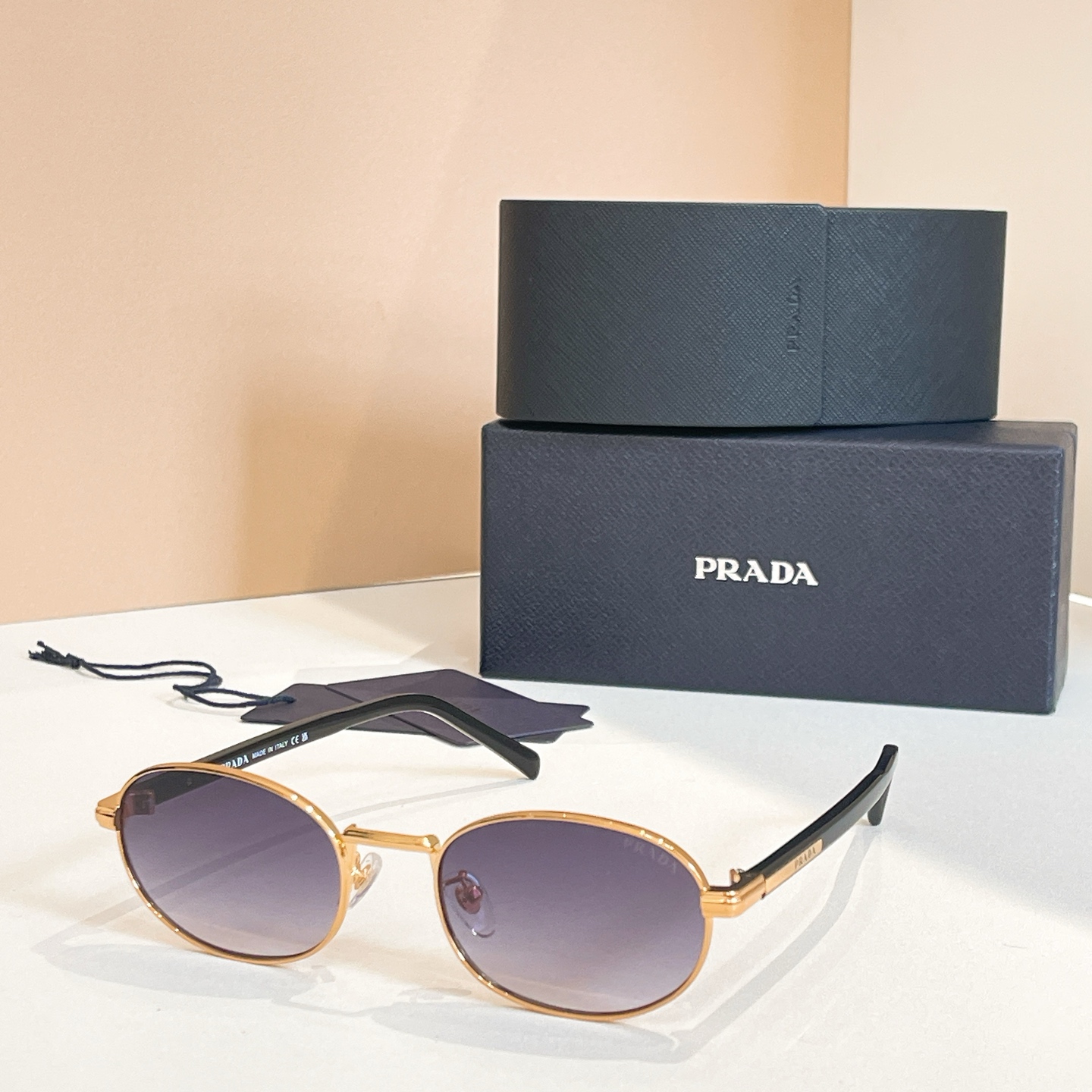 ￼ PRADA✨✨✨MODEL：PR B53S✨✨✨SIZE：52口21-145✨✨✨ 