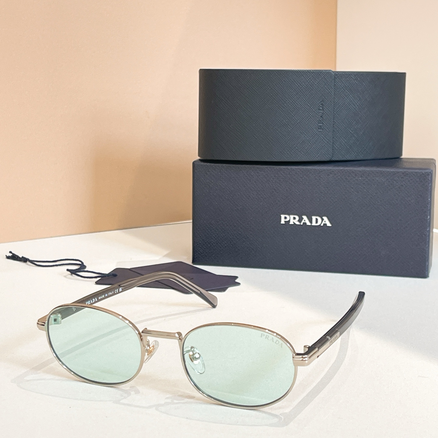 ￼ PRADA✨✨✨MODEL：PR B53S✨✨✨SIZE：52口21-145✨✨✨ 