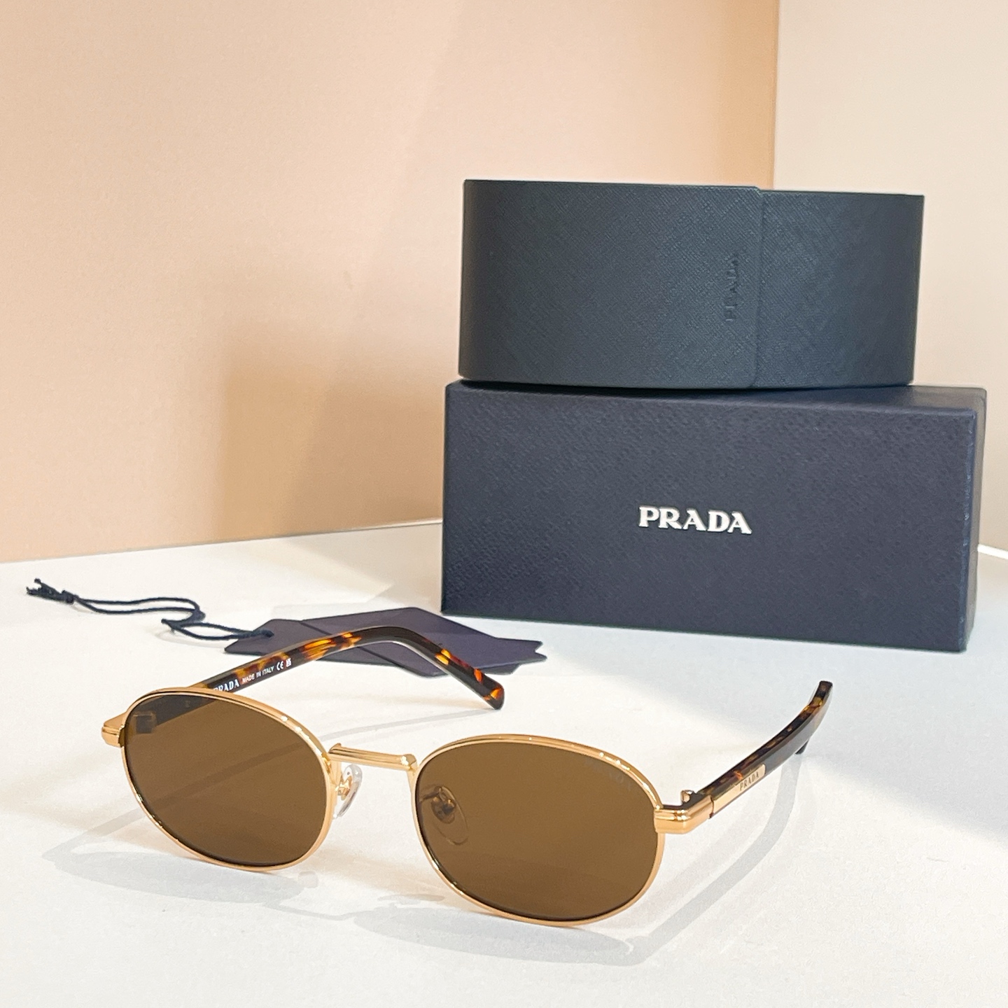 ￼ PRADA✨✨✨MODEL：PR B53S✨✨✨SIZE：52口21-145✨✨✨ 