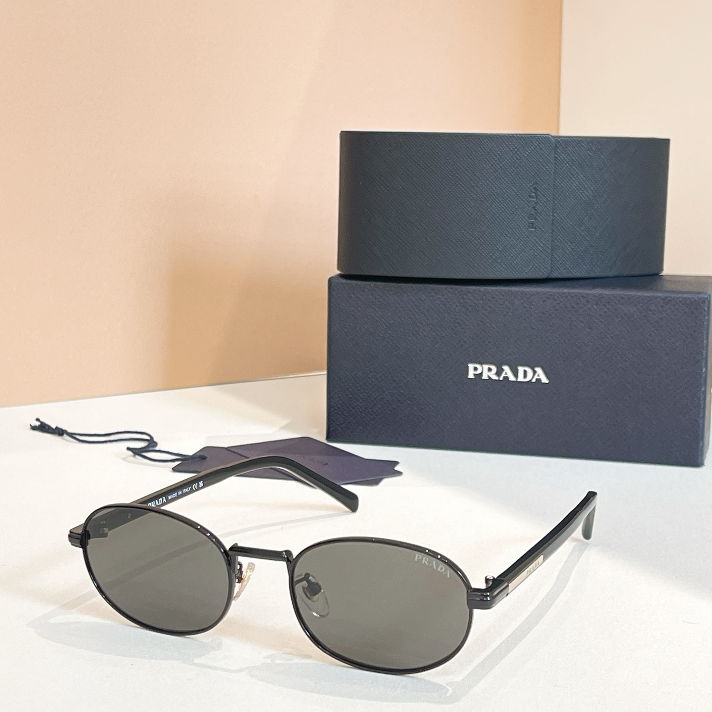 ￼ PRADA✨✨✨MODEL：PR B53S✨✨✨SIZE：52口21-145✨✨✨ 