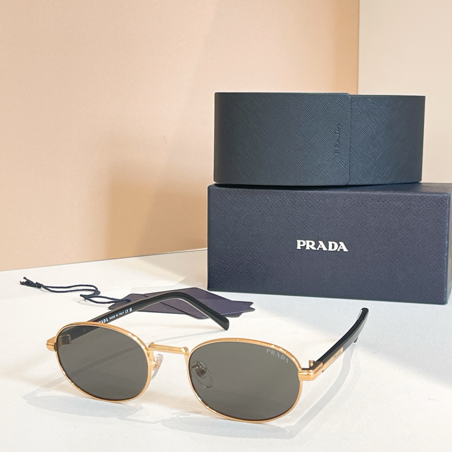 ￼ PRADA✨✨✨MODEL：PR B53S✨✨✨SIZE：52口21-145✨✨✨ 