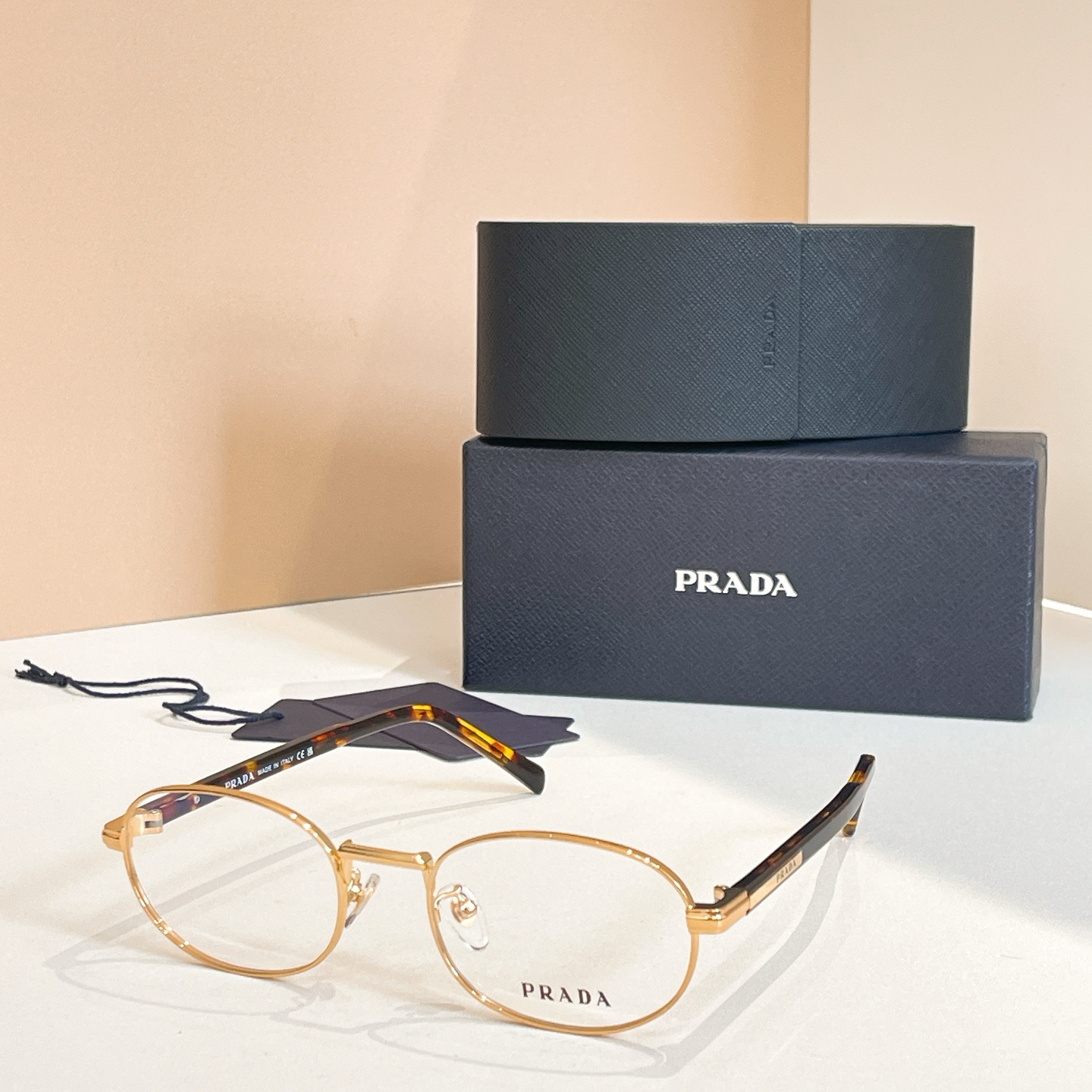 ￼ PRADA✨✨✨MODEL：PR B53S✨✨✨SIZE：52口21-145✨✨✨ 