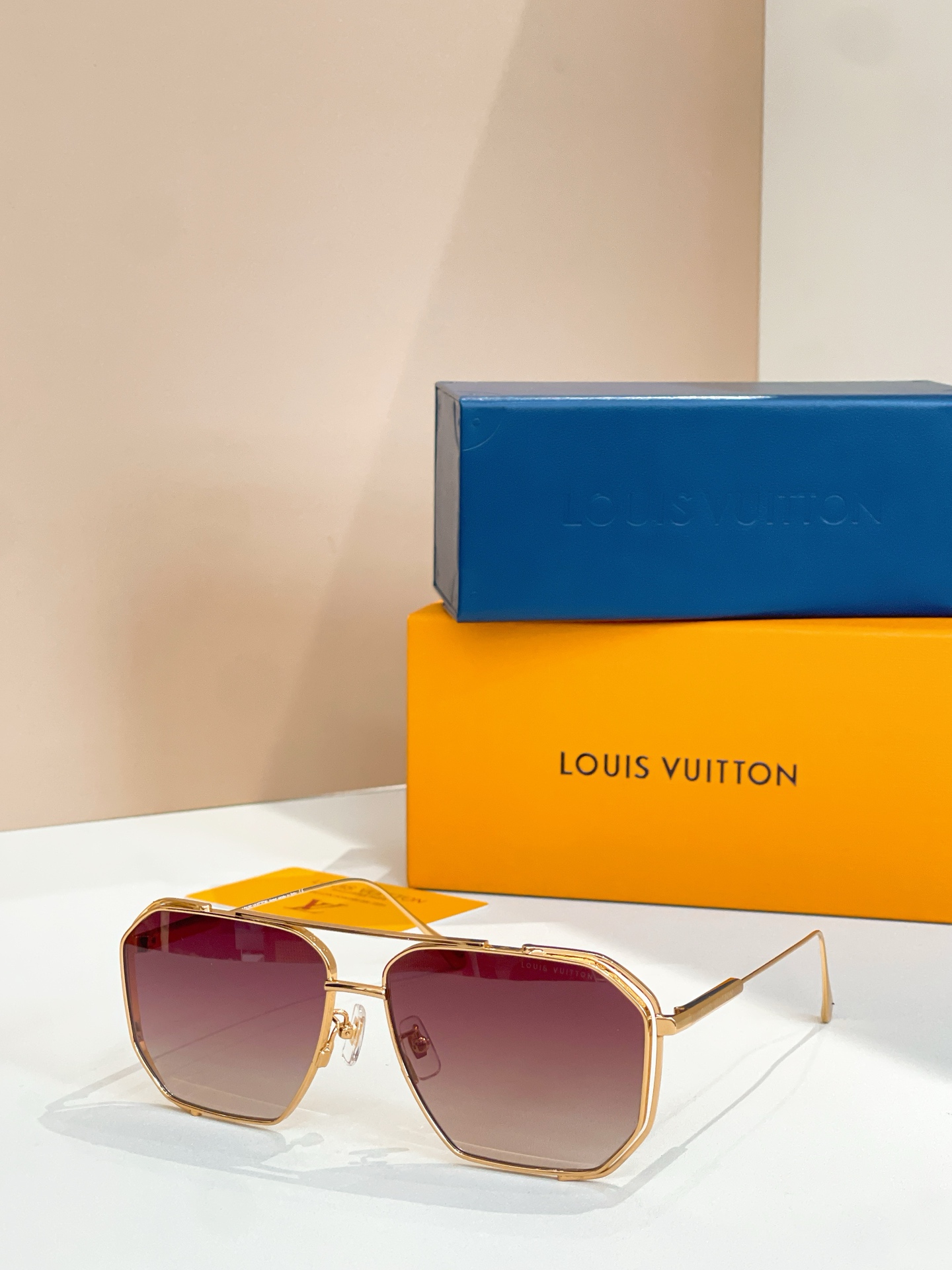 LOUIS VUITTO*✨✨✨MODEL：Z1316✨✨✨ SIZE：61口14-145✨✨✨