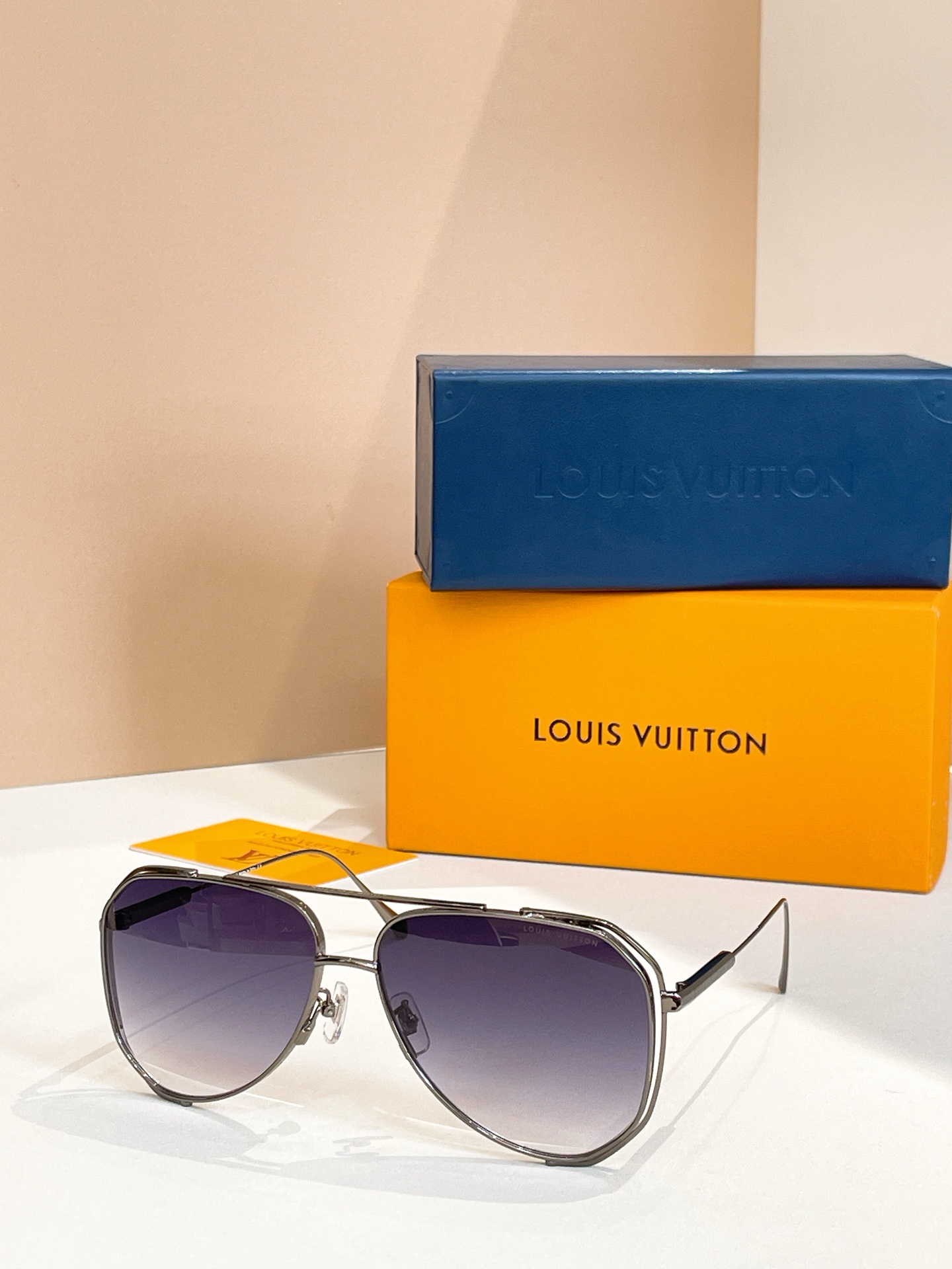 LOUIS VUITTO*✨✨✨MODEL：Z1315✨✨✨ SIZE：61口14-145✨✨✨