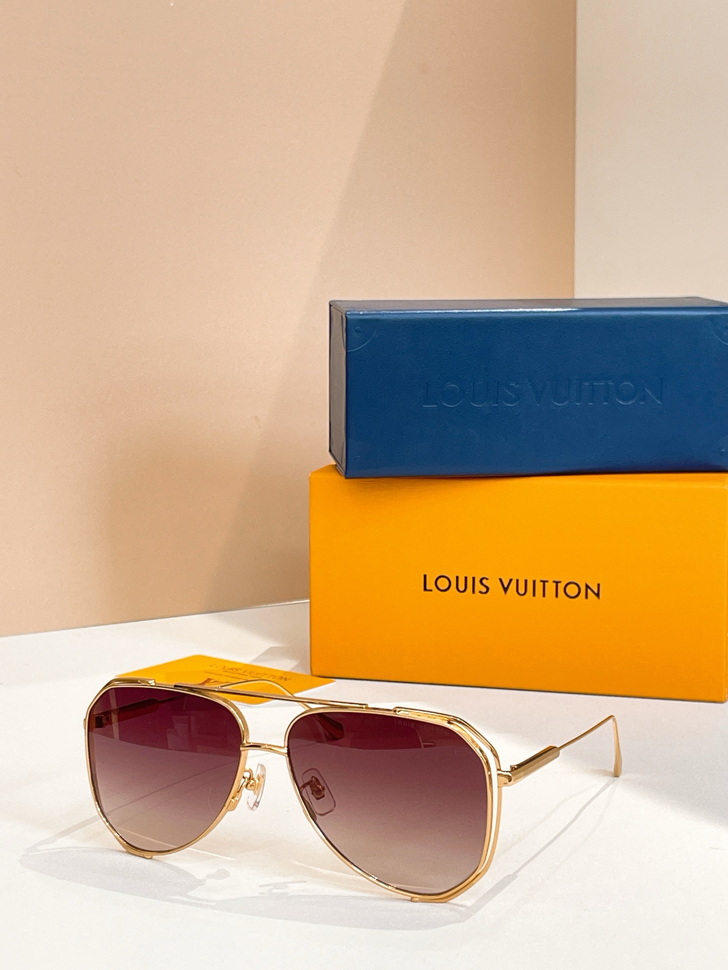 LOUIS VUITTO*✨✨✨MODEL：Z1315✨✨✨ SIZE：61口14-145✨✨✨
