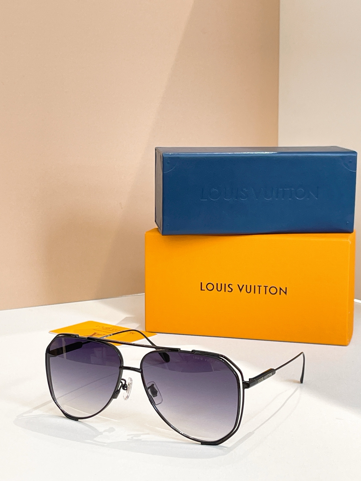 LOUIS VUITTO*✨✨✨MODEL：Z1315✨✨✨ SIZE：61口14-145✨✨✨