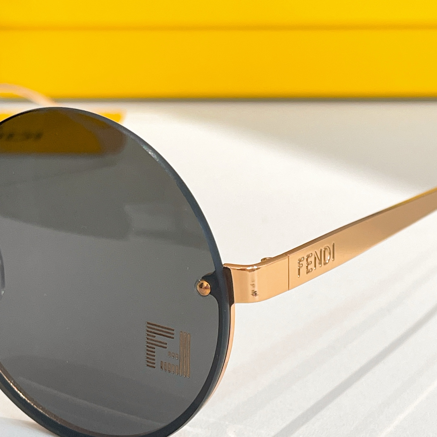 FEND*✨✨✨MODEL FE 4078 ✨✨✨SIZE59口18-143✨✨✨