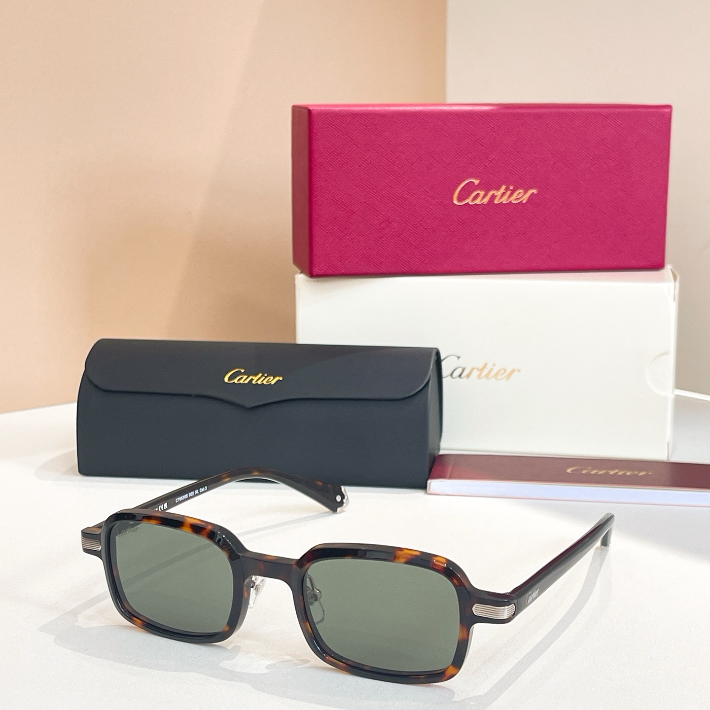 Cartie*✨✨✨MODEL：CT0539S✨✨✨SIZE 58口18-137✨✨✨太阳镜 变色片