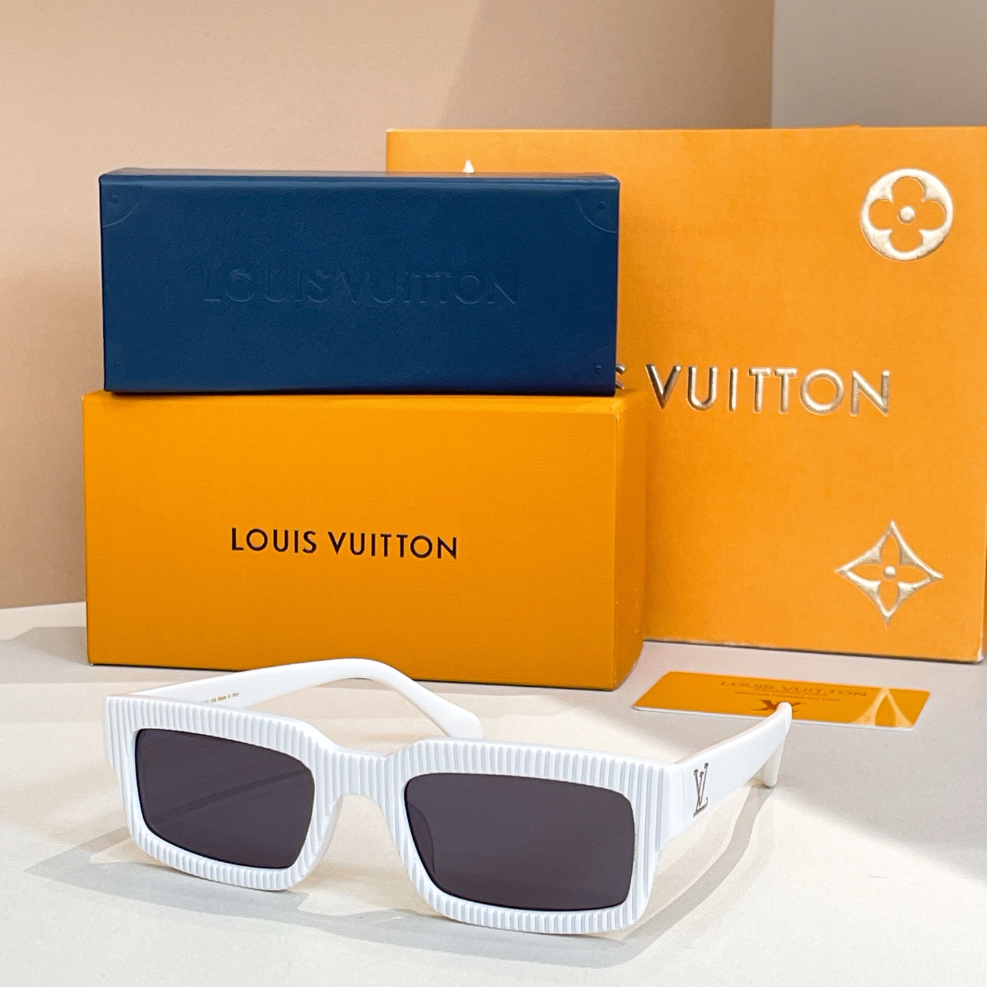 LOUIS VUITTO*✨✨✨MODEL：Z2510U ✨✨✨ SIZE：53口22-145✨✨✨