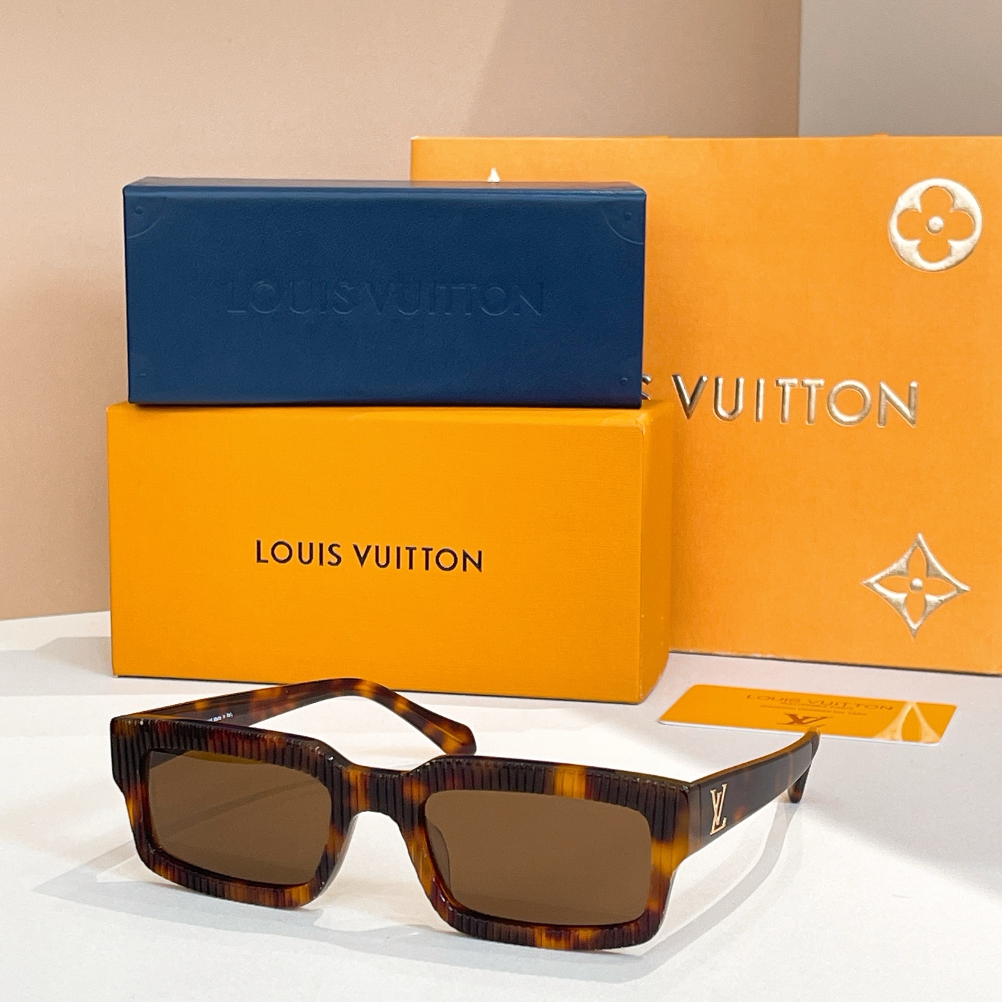 LOUIS VUITTO*✨✨✨MODEL：Z2510U ✨✨✨ SIZE：53口22-145✨✨✨